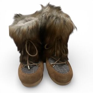 Faux Fur Trimmed suede moon boots